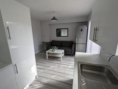 Filton - Lovely house with room to rent Main Photo