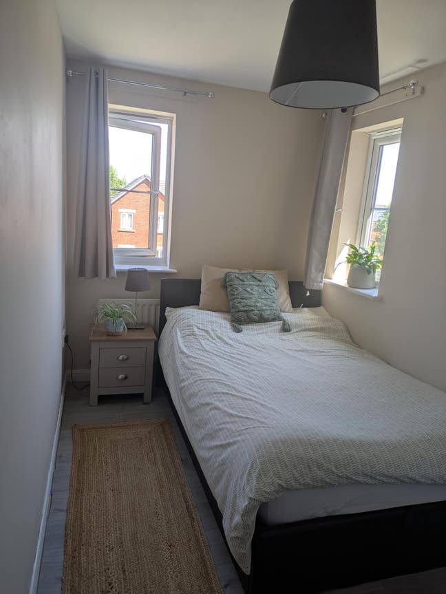Cosy double on Horfield/Filton border - Mon-Fri  Main Photo