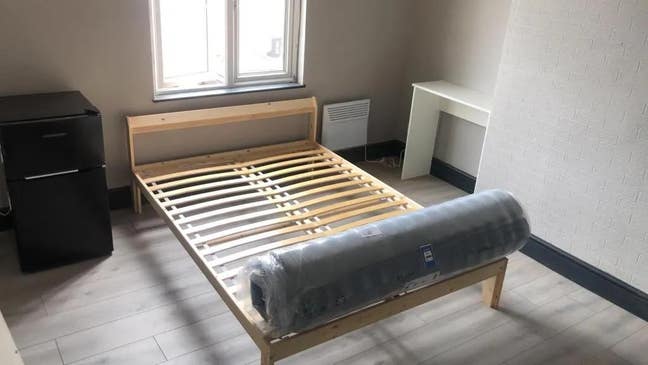 Studio flat in Leicester LE35RN Main Photo