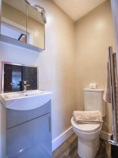 Studio-Style Room, En-Suite, Bills Inc. ✨ Main Photo