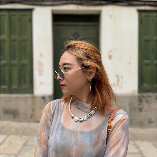 Searching for room for couple Main Photo