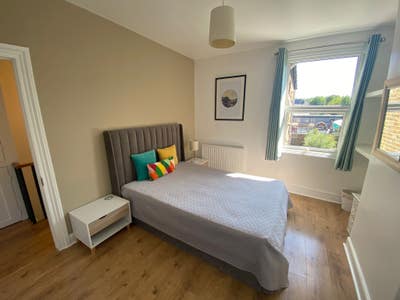 Double room immediately available - Greenwich SE10 Main Photo