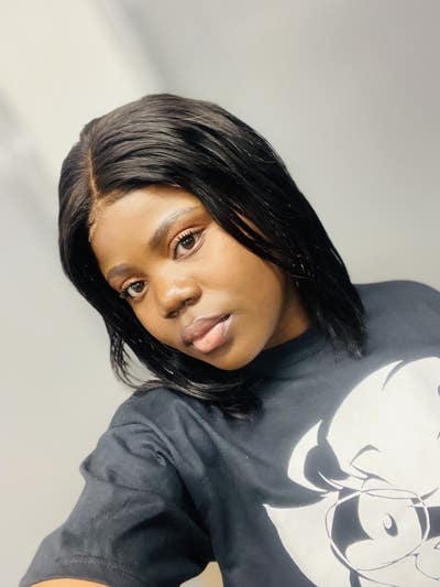 23yr old female professional  Main Photo