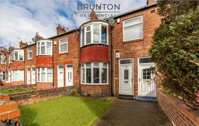 Big double room in modern, furnished, 2-bed flat  Main Photo