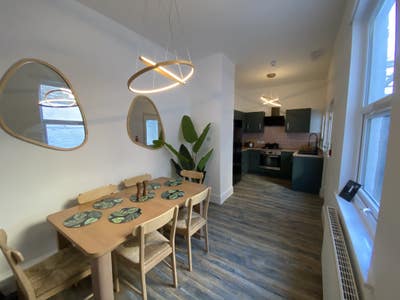  Luxury en suite rooms. Norton. Main Photo