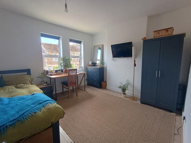 Large double room to rent in Bath!  Main Photo