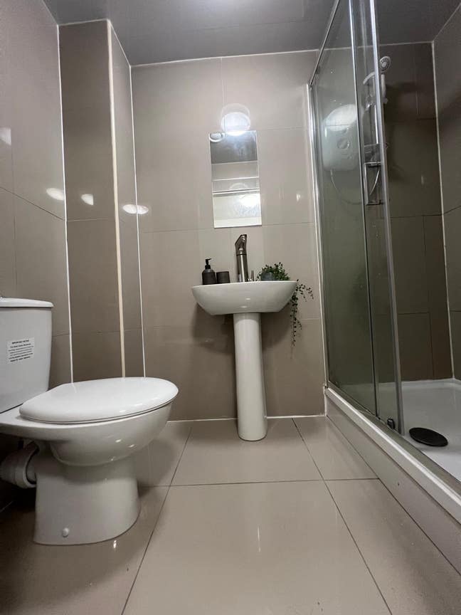 Double room with en suite Main Photo