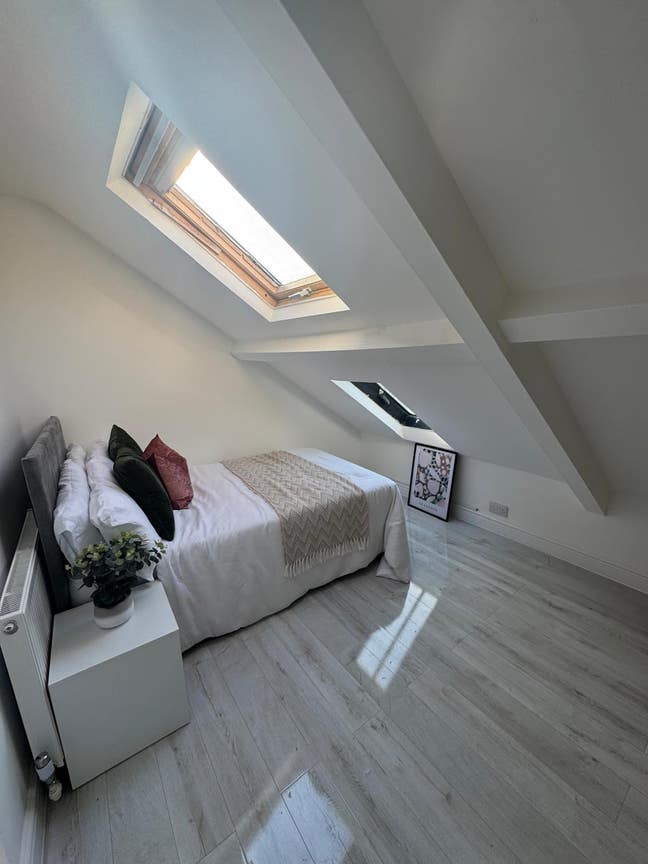 Professional Houseshare - All Bills & Cleaner Inc Main Photo