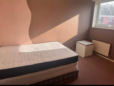 Room for rent  Main Photo