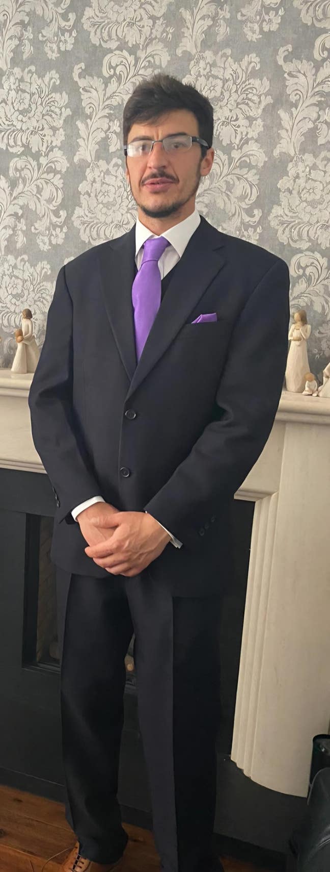 I'm looking for a room to call home. Main Photo