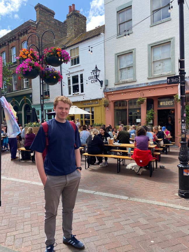 IT professional looking for double room Main Photo