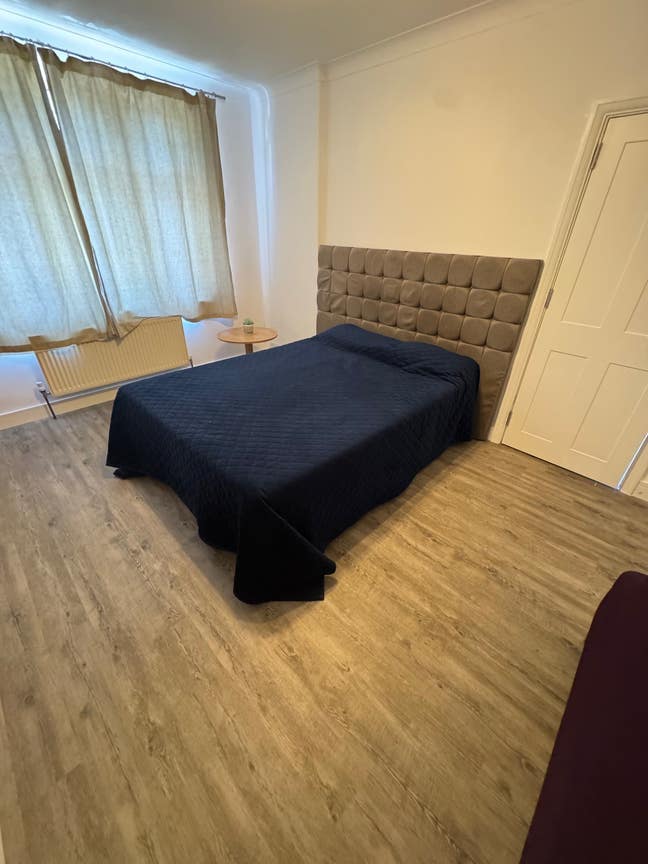 Grounds floor double room Main Photo