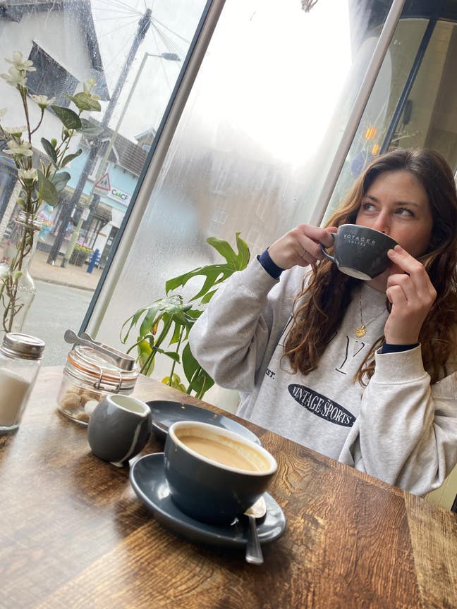 Looking for double room in friendly houseshare  Main Photo