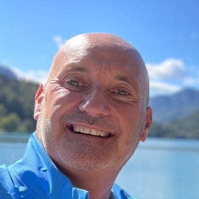 Hi, I run a business that’s centred around ... Main Photo