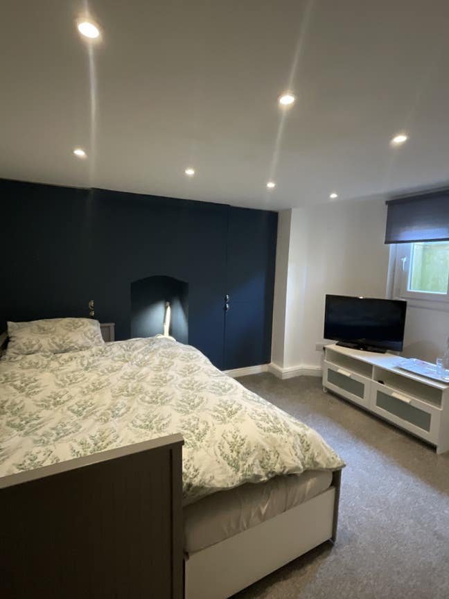 Double room in brilliant Withington location  Main Photo
