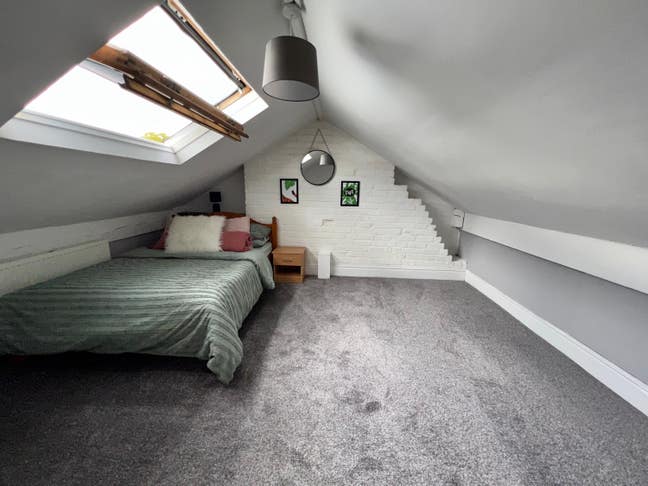 1 Double rooms available in student house  Main Photo