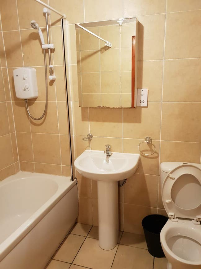 Modern flat in the heart of Dennistoun Main Photo