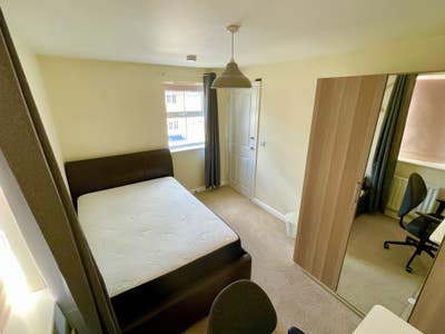 1 Dbl Room Hucknall (NG15) for Professionals Main Photo