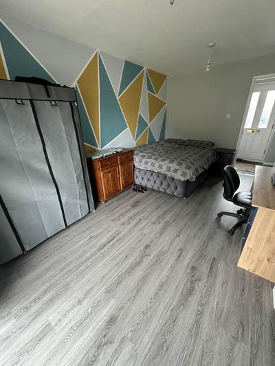 🏠Spacious Bedrooms for Rent Main Photo