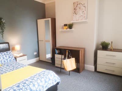 ✨ Professional House | Near Streford Tram Main Photo
