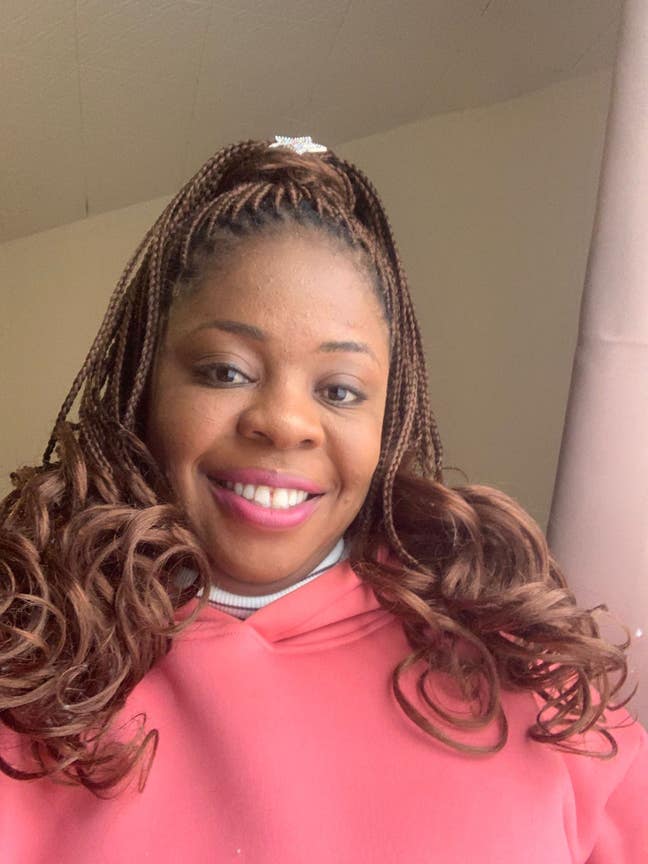 34 year old Female seeks a single or double room Main Photo