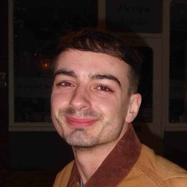 Professional Male seeks a double room Main Photo