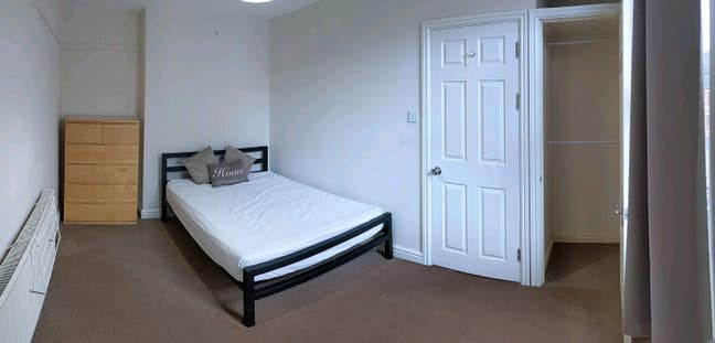 Professional Female  Shared  House  in  Sherwood Main Photo