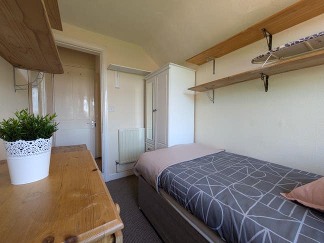  🏠 Room  to  Let  in  Lenton,  NG7 🏠 Main Photo