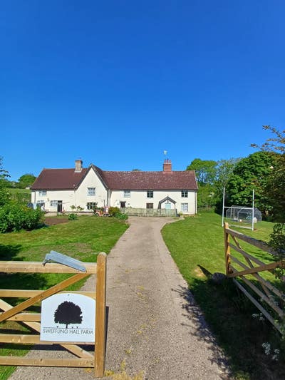 Contractor Comfort on a Realistic Budget  Main Photo