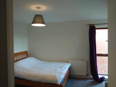 Ensuite double room , close to town center Main Photo