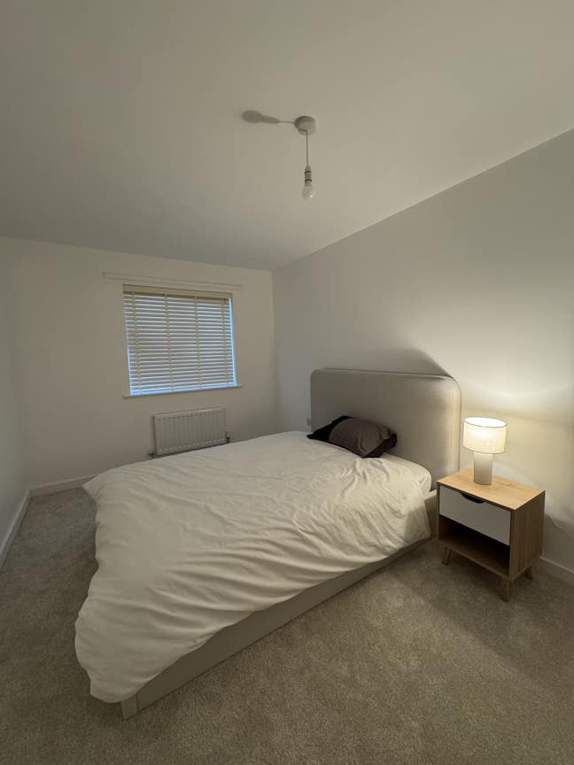 Spacious Double Room Near Good Hope in Sutton Main Photo