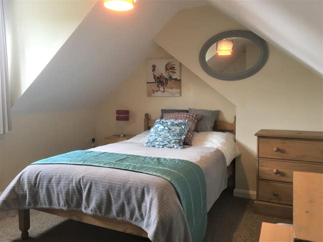 En suite close to hospital+plenty of parking Main Photo