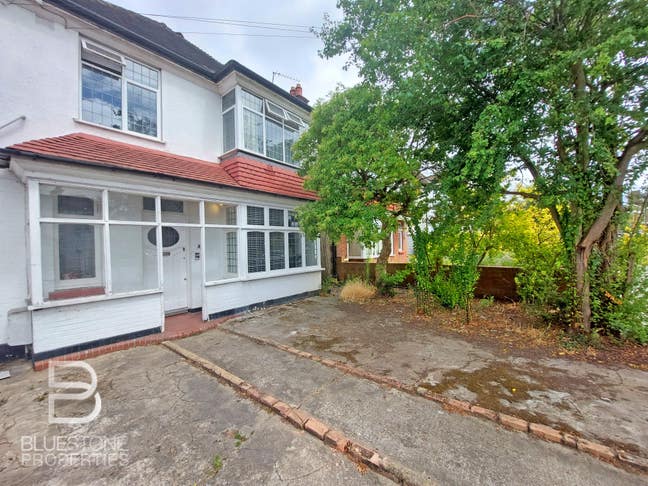Streatham Hill SW16 - 1 Bed Garden Flat +Parking Main Photo