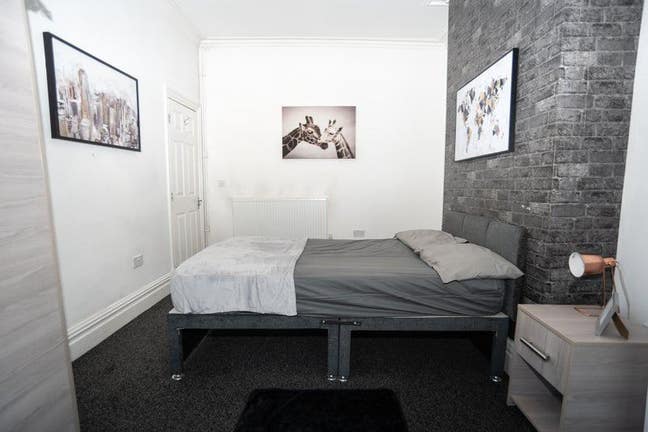 🏡 Stunning 5-Bedroom House Share – ST1 Stoke 🏡 Main Photo