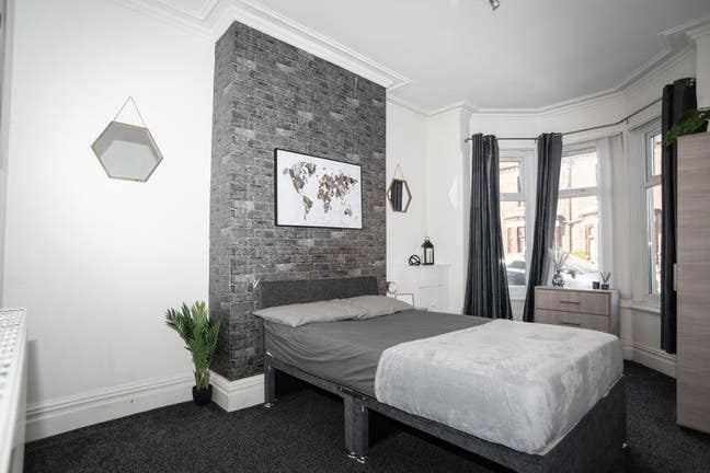 🏡 Stunning 5-Bedroom House Share – ST1 Stoke 🏡 Main Photo