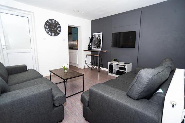 🏡 Modern House Share - Stoke-on- Trent 🏡 Main Photo