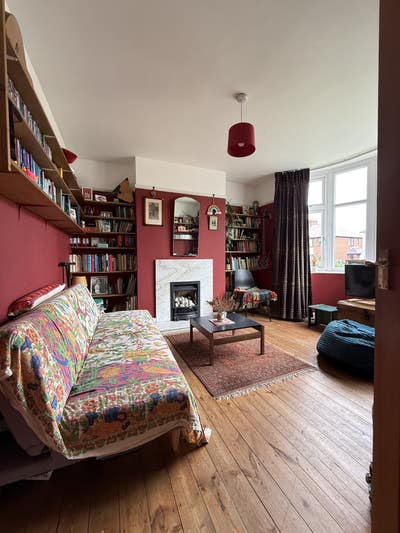 Beautiful, large double room. Main Photo