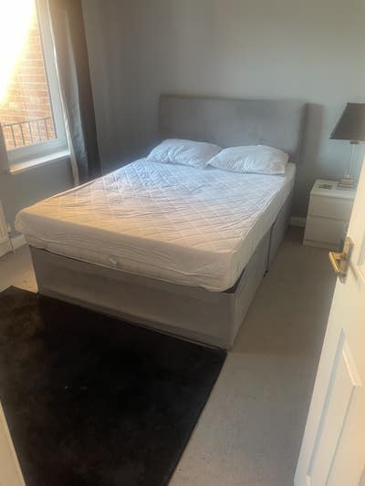 Single Occupancy with own bathroom to rent.  Main Photo