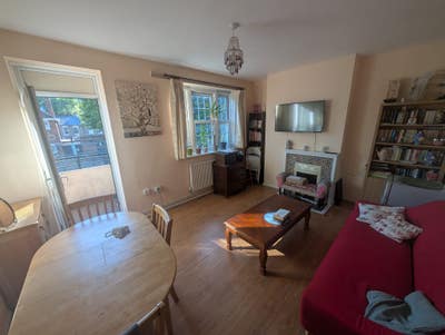Double room in shared flat by the river Main Photo