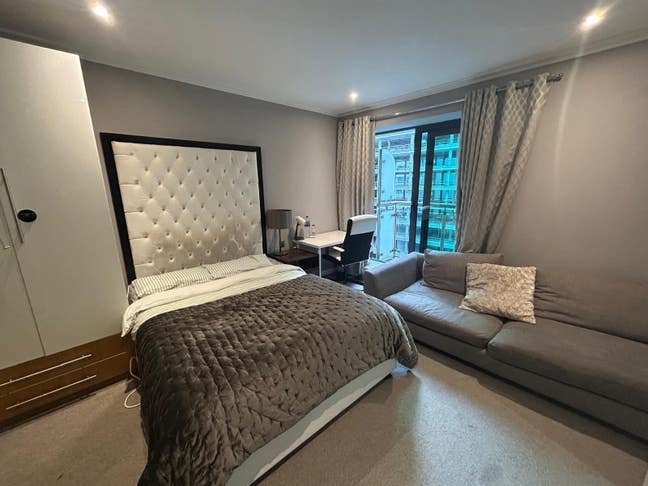 Fully Furnished Beautiful Room in Canary Wharf  Main Photo