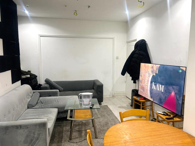 Rooms Ready to Move🔔 Main Photo