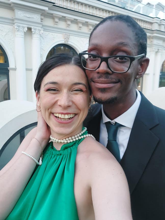 Couple looking for a big double room Main Photo