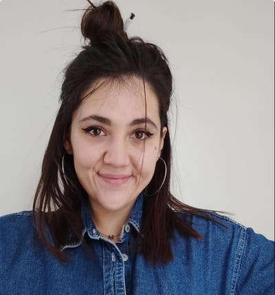 Michela, 28  years old. From  Italy. Main Photo