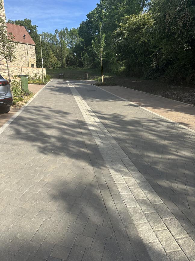 Room to rent  Main Photo