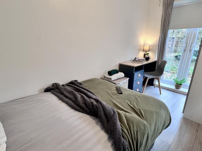 🌿 Small Double Garden Room – Beatrice Garden Main Photo