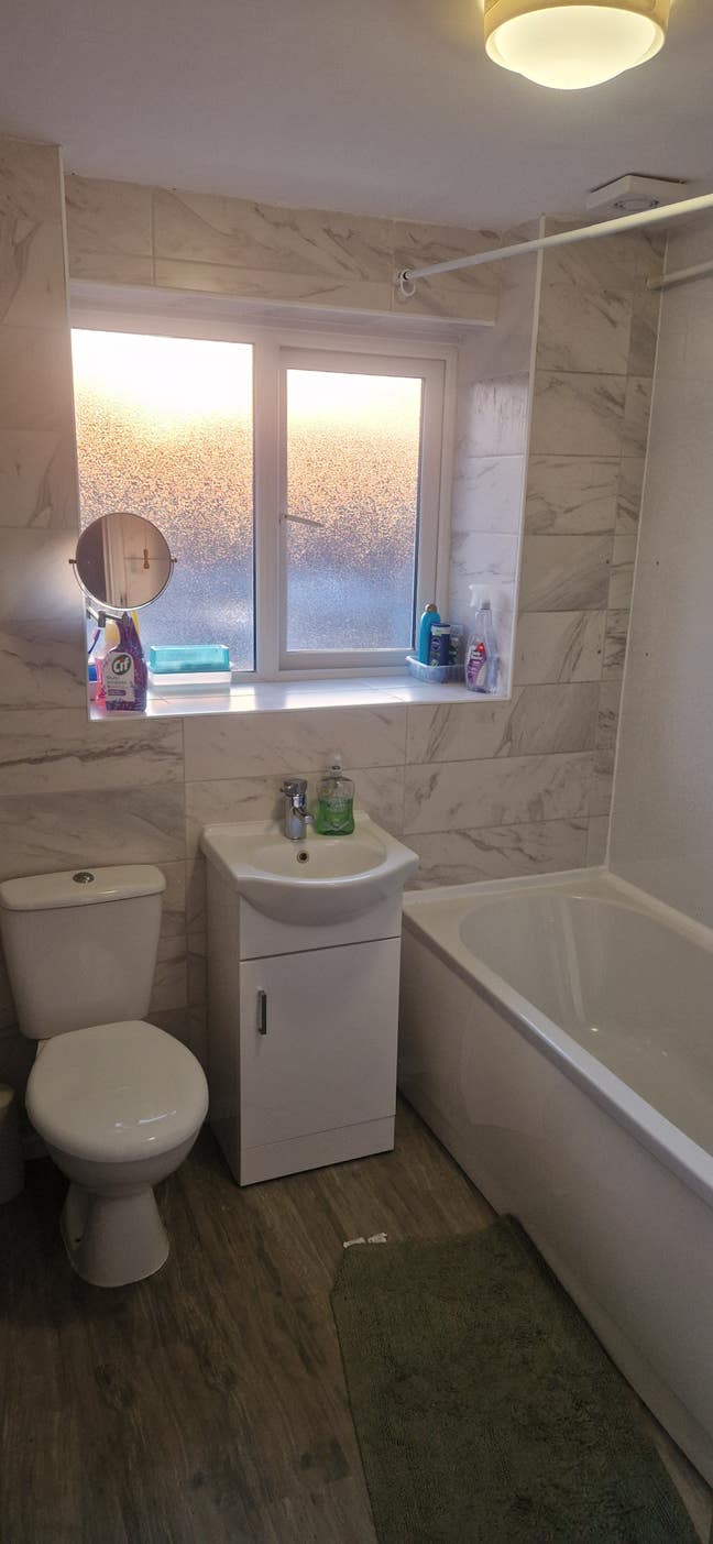 Room to let Main Photo