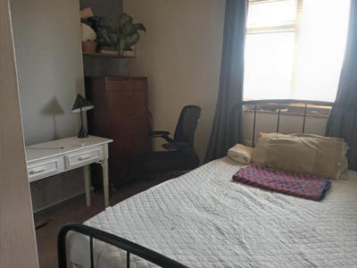 Room to rent: Old Kent Road - Flyover Main Photo