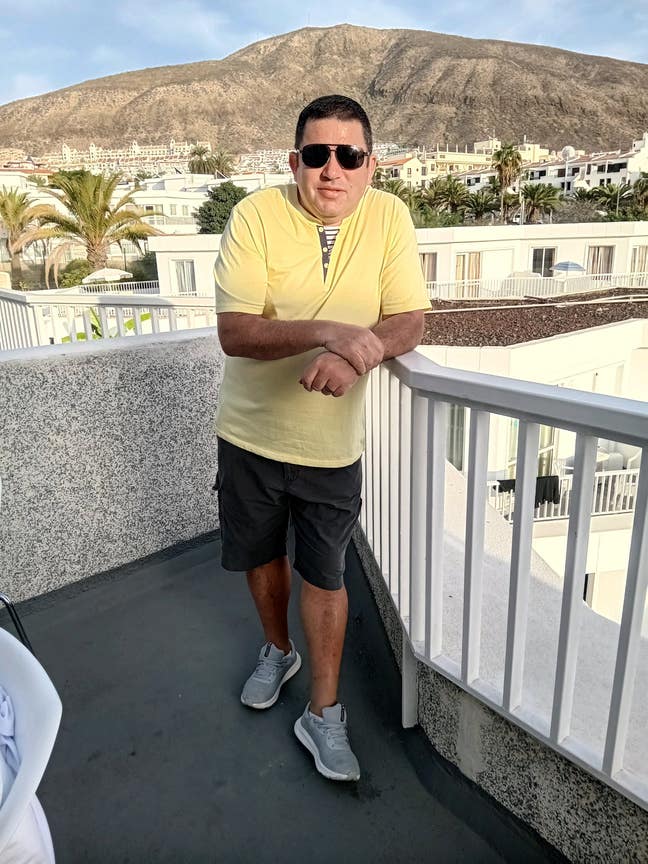 Professional Male seeks a single or double room Main Photo