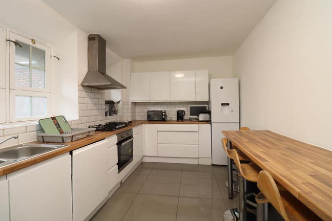 Prime King’s Cross Flat Share – Don’t Miss Out! Main Photo