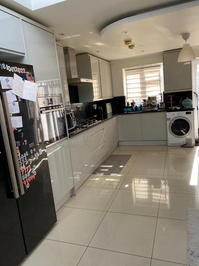 Double room with ensuite ( Female preferred) Main Photo
